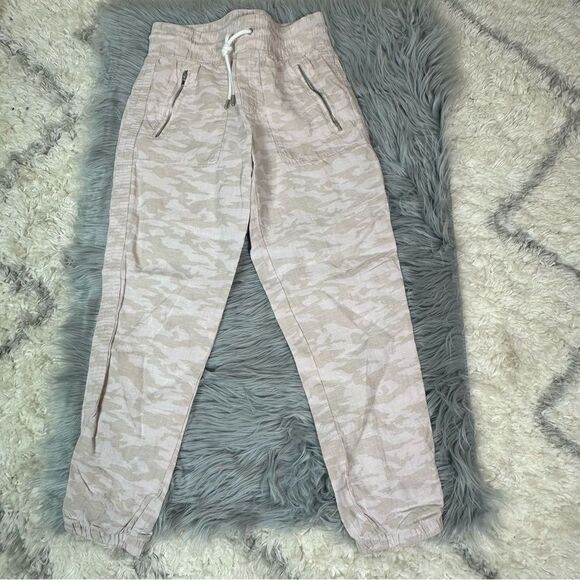 Athleta Tan Sweatpants with Relaxed Fit Linen - Picture 2 of 8